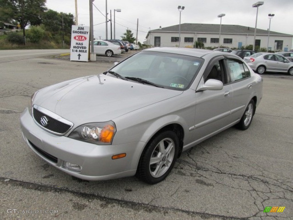 2004 Verona EX - Titanium Silver Metallic / Gray photo #5