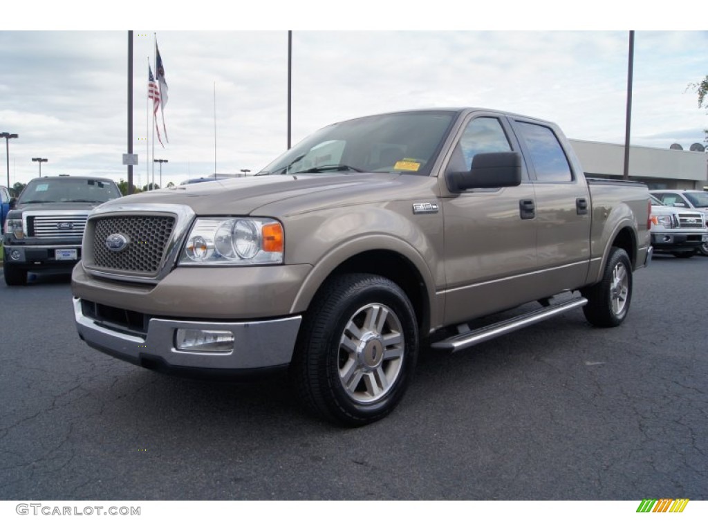 2005 F150 Lariat SuperCrew - Arizona Beige Metallic / Tan photo #6