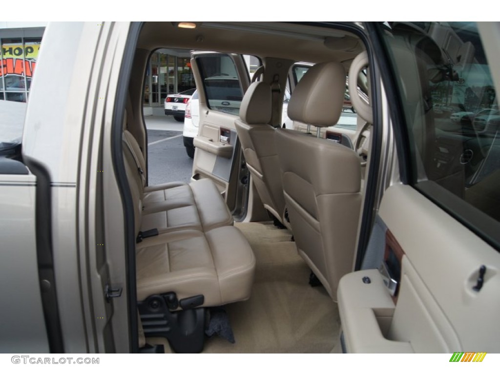 2005 F150 Lariat SuperCrew - Arizona Beige Metallic / Tan photo #11