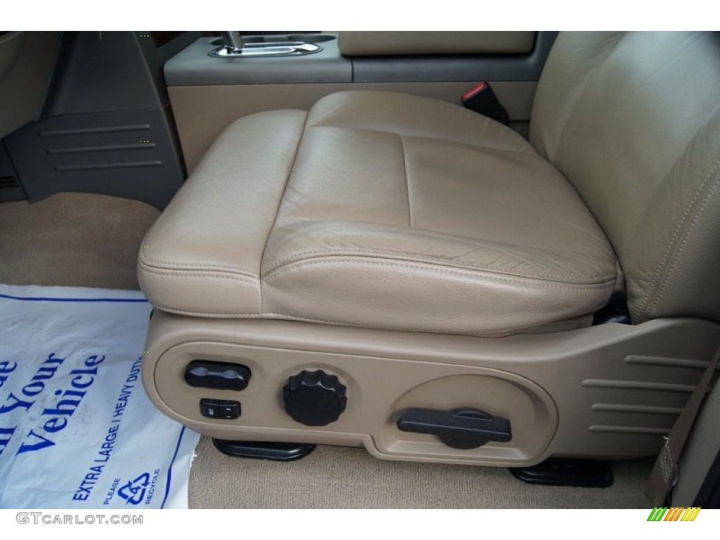2005 F150 Lariat SuperCrew - Arizona Beige Metallic / Tan photo #21