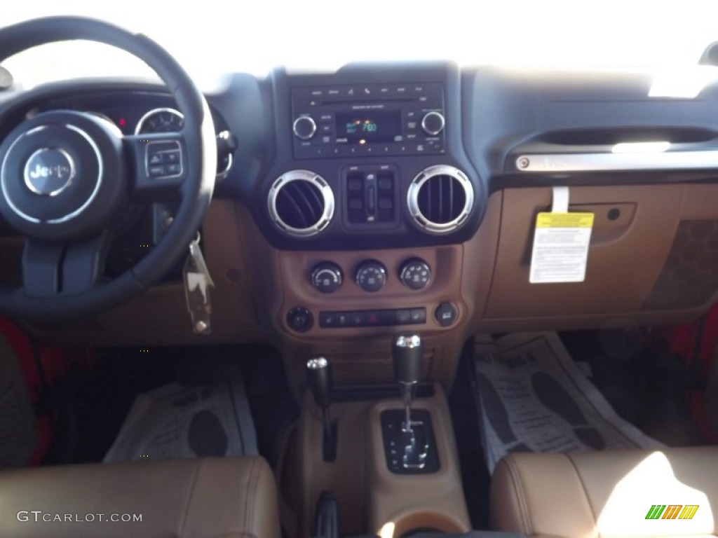 2012 Wrangler Unlimited Rubicon 4x4 - Flame Red / Black/Dark Saddle photo #10