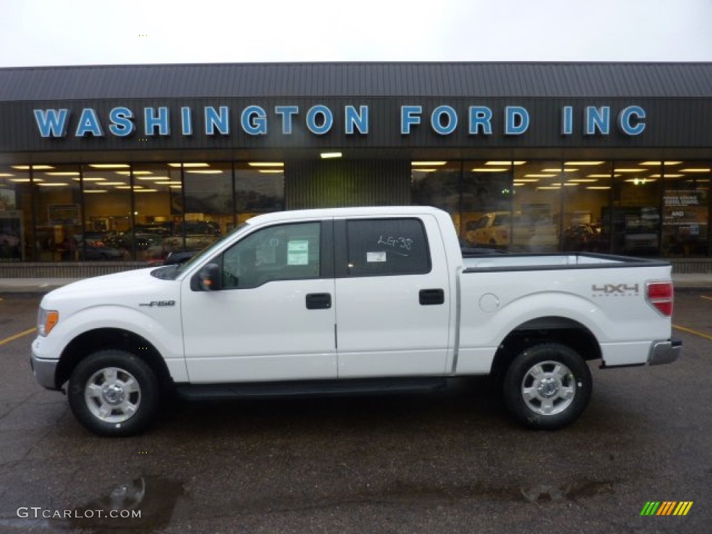 2011 F150 XLT SuperCrew 4x4 - Oxford White / Pale Adobe photo #1