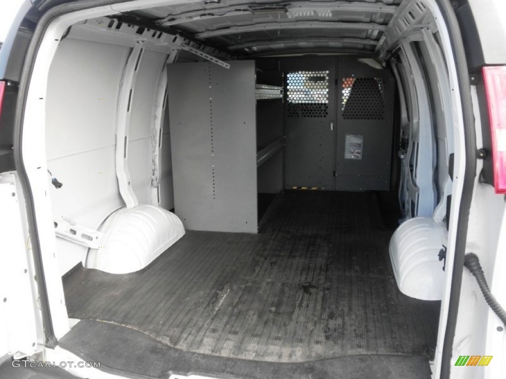 2007 Chevrolet Express 1500 Cargo Van Trunk Photo #54823579