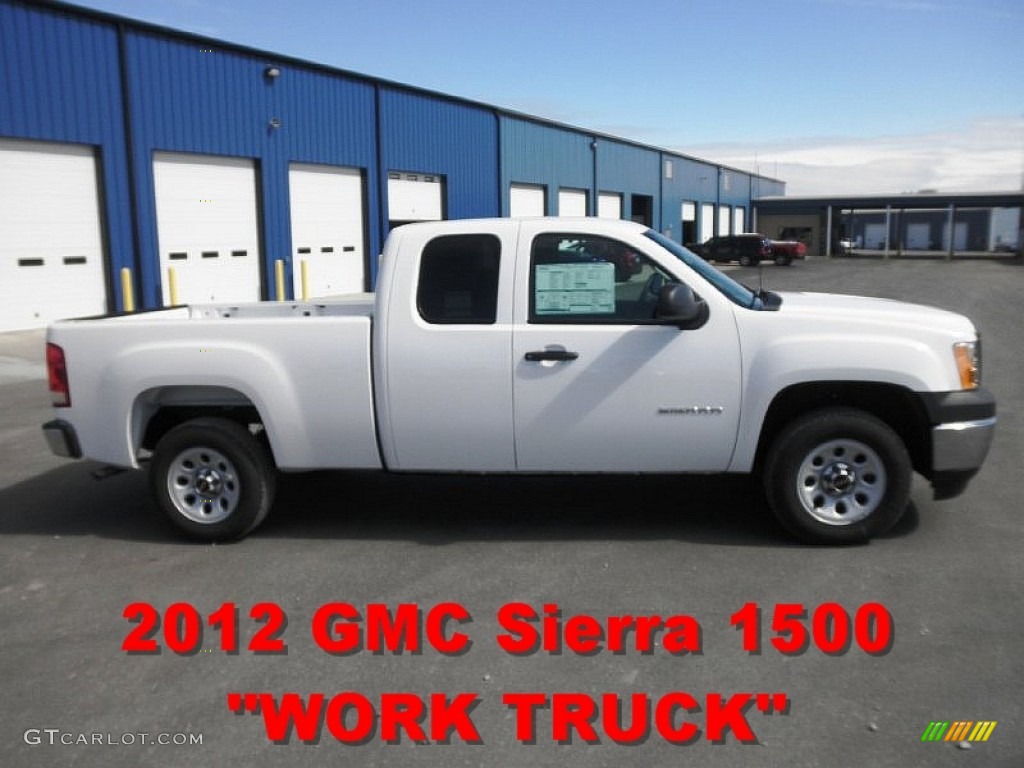 Summit White GMC Sierra 1500