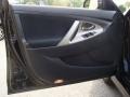Black - Camry SE Photo No. 24