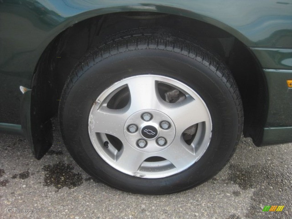 2002 Malibu LS Sedan - Forest Green Metallic / Neutral photo #12