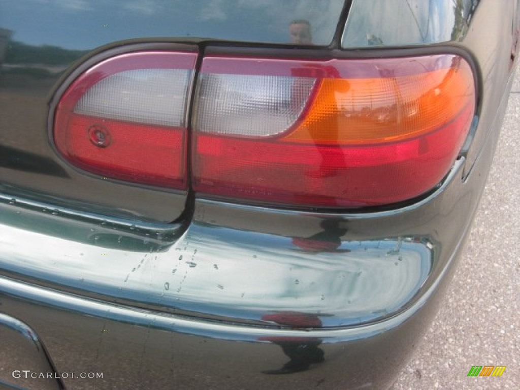 2002 Malibu LS Sedan - Forest Green Metallic / Neutral photo #17