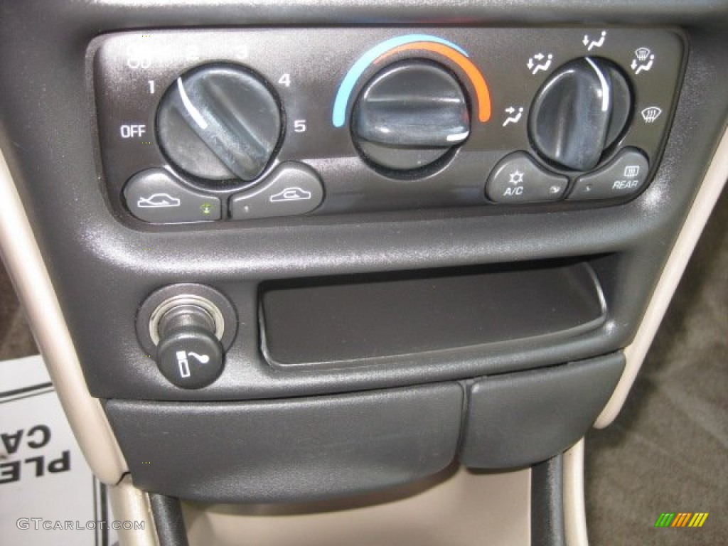 2002 Malibu LS Sedan - Forest Green Metallic / Neutral photo #27