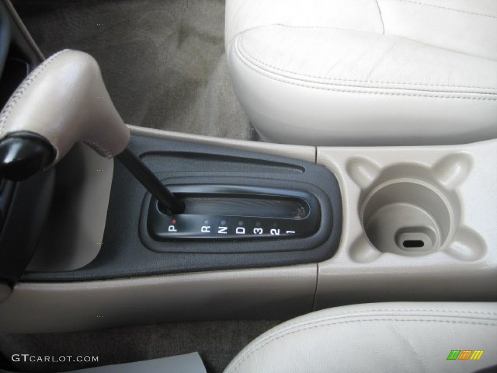 2002 Malibu LS Sedan - Forest Green Metallic / Neutral photo #28