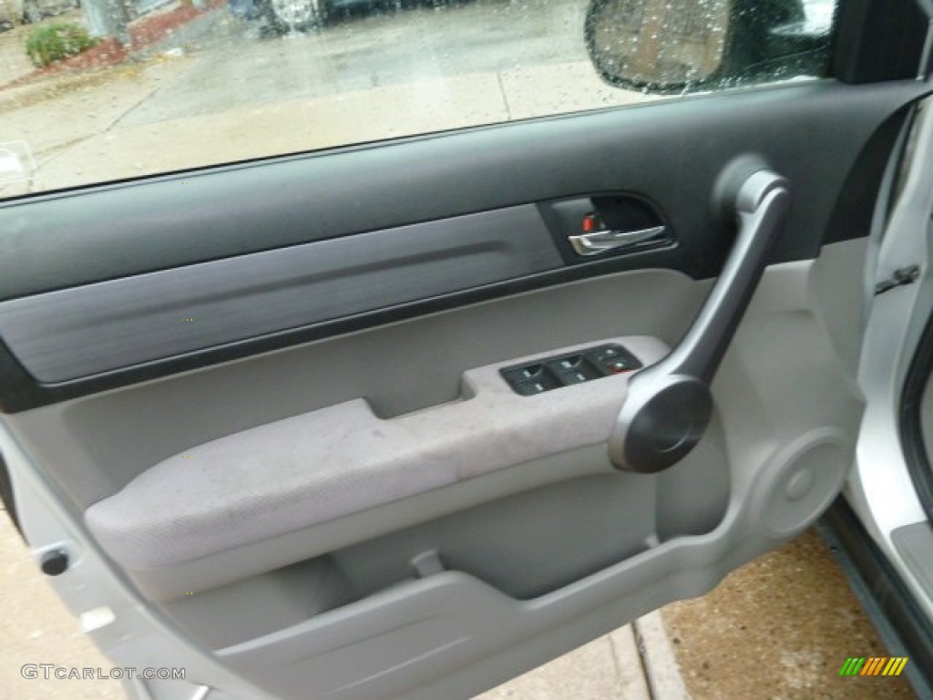 2009 Honda CR-V LX 4WD Gray Door Panel Photo #54826879