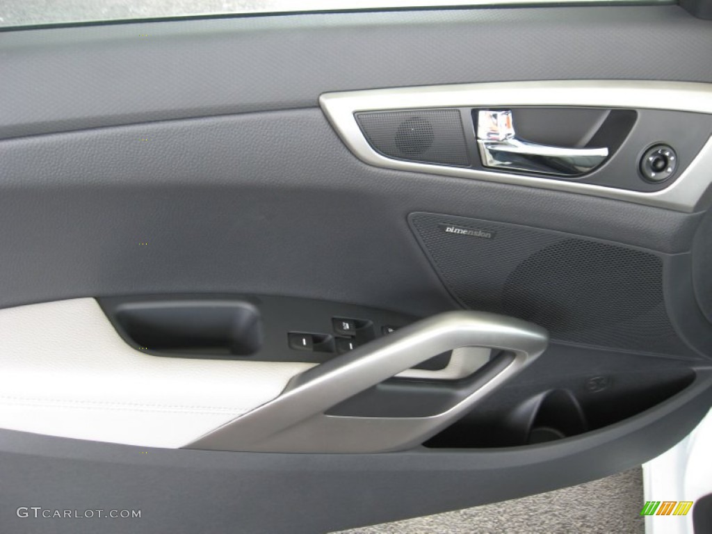 2012 Hyundai Veloster Standard Veloster Model Gray Door Panel Photo #54829374