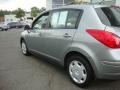Magnetic Gray - Versa 1.8 S Hatchback Photo No. 4