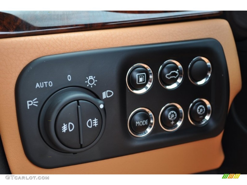 2011 Maserati GranTurismo Convertible GranCabrio Controls Photo #54831949