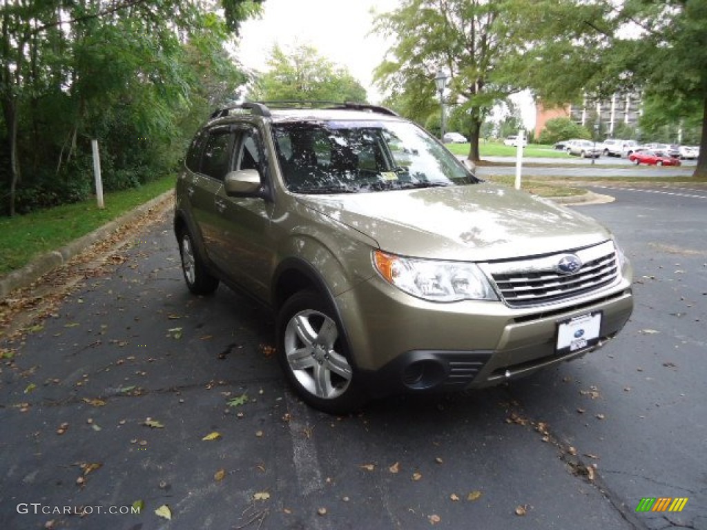 2009 Forester 2.5 X Premium - Topaz Gold Metallic / Black photo #1