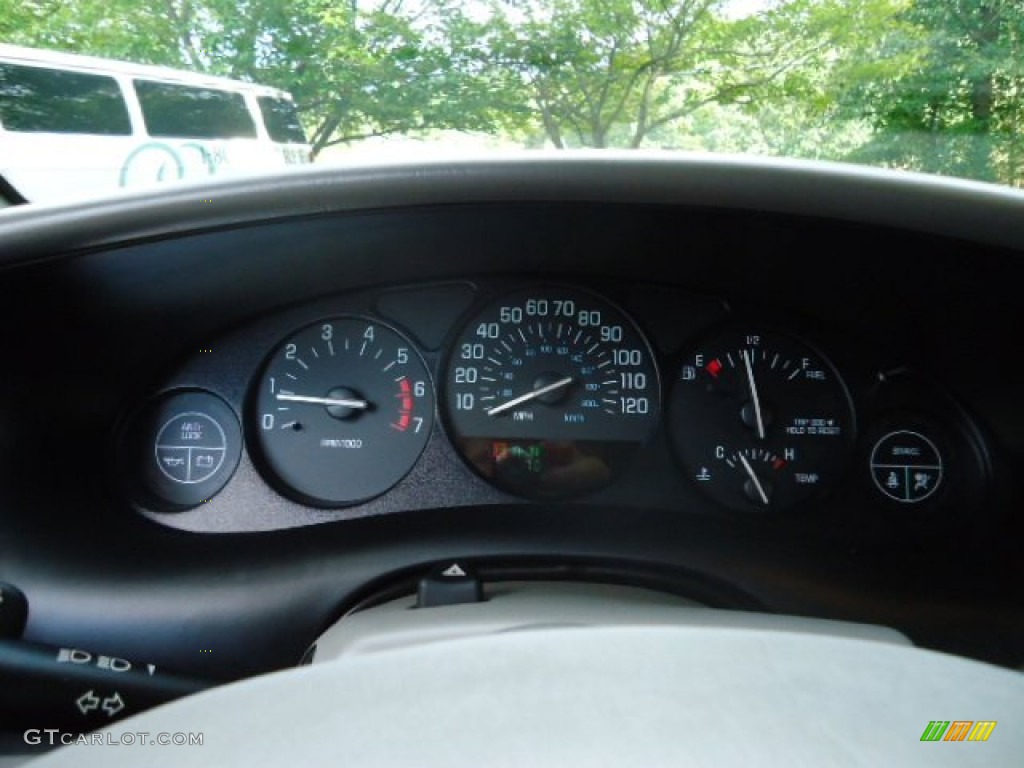 2004 Buick Regal LS Gauges Photo #54833362