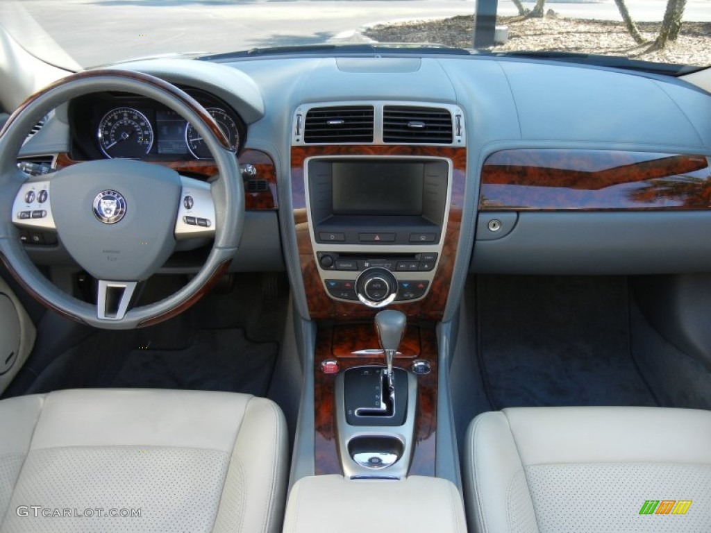 2007 Jaguar XK XK8 Convertible Ivory/Slate Dashboard Photo #54836674