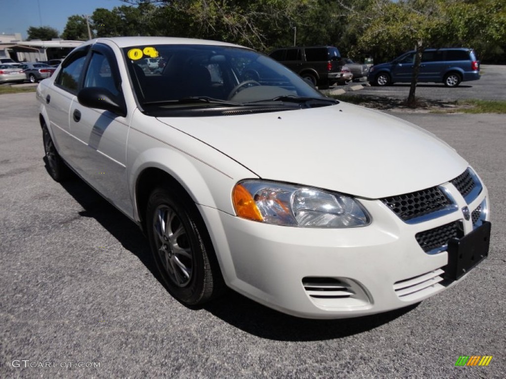 Stone White 2004 Dodge Stratus SE Sedan Exterior Photo #54836815