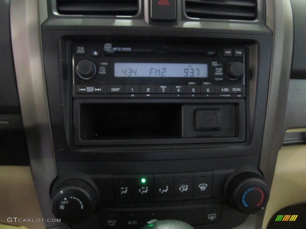 2009 CR-V LX 4WD - Green Tea Metallic / Ivory photo #11