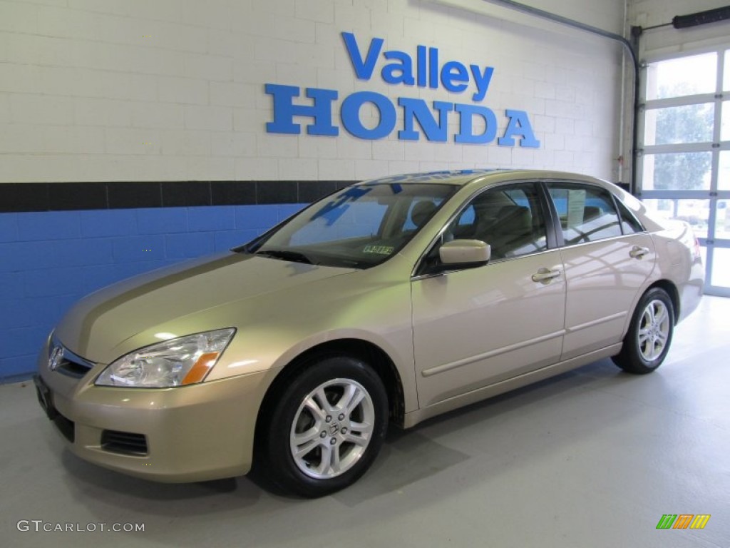 2006 Accord EX-L Sedan - Desert Mist Metallic / Ivory photo #1