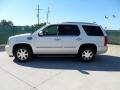 White Diamond - Escalade  Photo No. 6