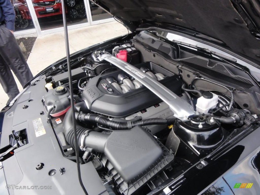 2011 Ford Mustang GT/CS California Special Coupe 5.0 Liter DOHC 32-Valve TiVCT V8 Engine Photo #54838939