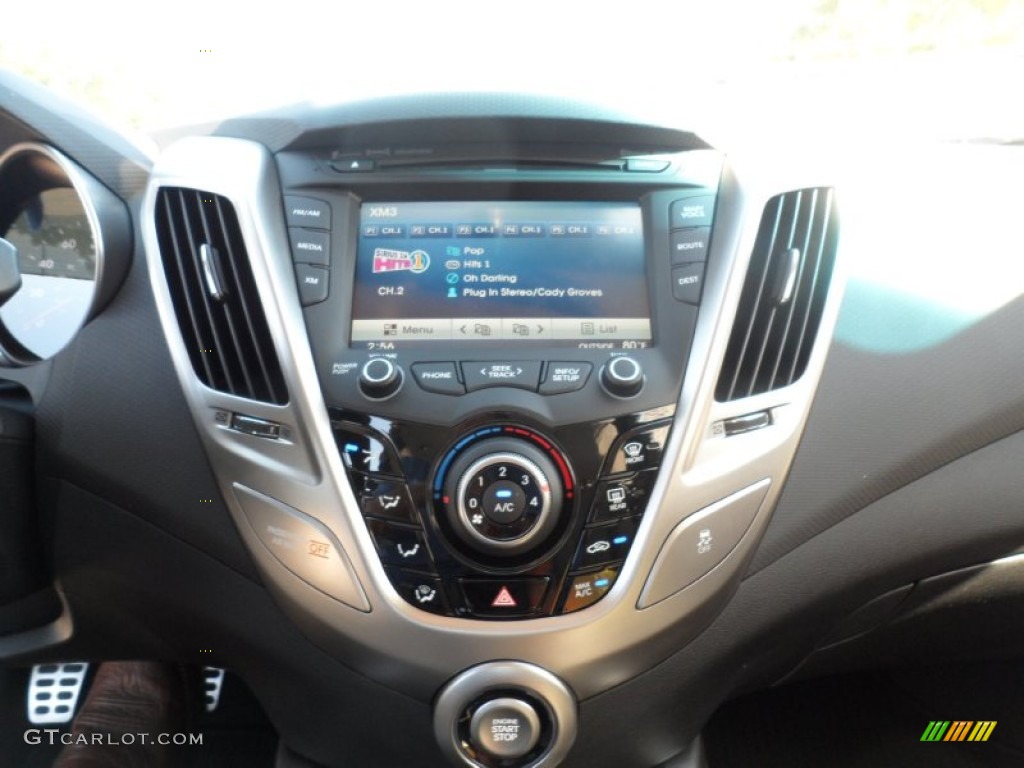 2012 Hyundai Veloster Standard Veloster Model Controls Photo #54841450