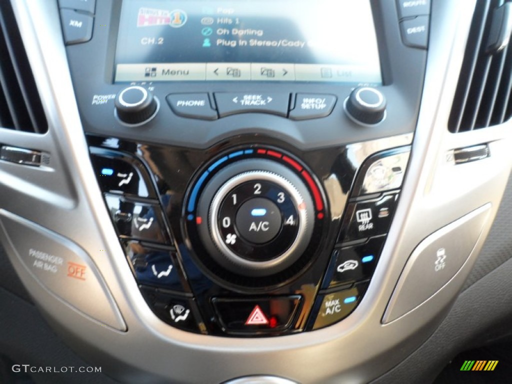 2012 Hyundai Veloster Standard Veloster Model Controls Photo #54841474