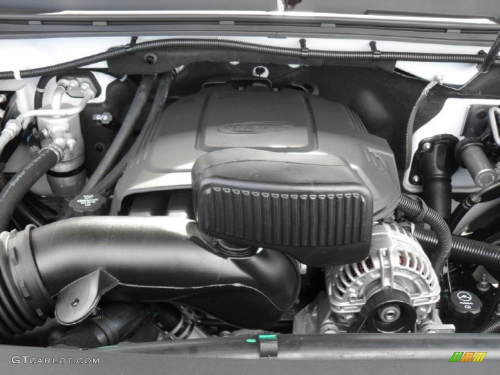 2011 Chevrolet Silverado 2500HD LS Extended Cab Engine Photos