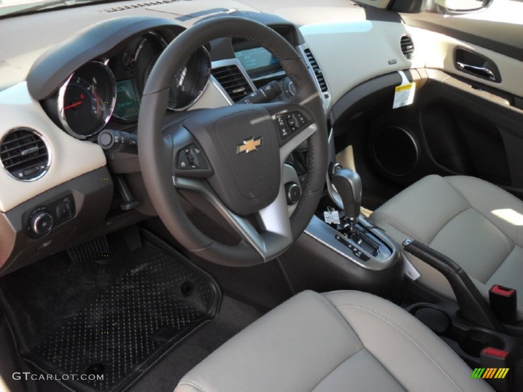 Cocoa/Light Neutral Interior 2012 Chevrolet Cruze LTZ/RS Photo #54842815