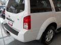 Silver Lightning - Pathfinder SE 4x4 Photo No. 8