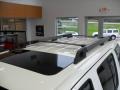 Silver Lightning - Pathfinder SE 4x4 Photo No. 14