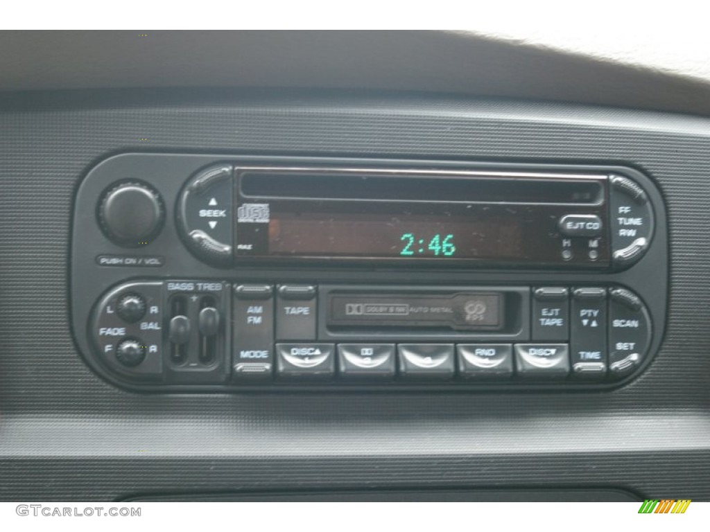 2003 Dodge Ram 2500 SLT Quad Cab 4x4 Audio System Photo #54845176