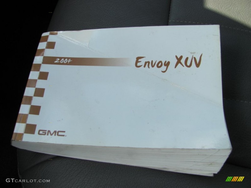 2004 Envoy XUV SLT 4x4 - Liquid Silver Metallic / Medium Pewter photo #4