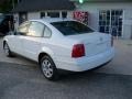 Candy White - Passat GLX V6 Sedan Photo No. 8