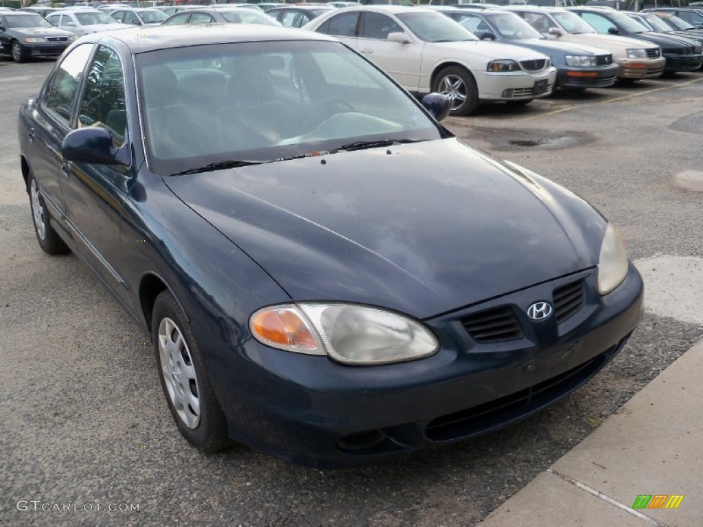 2000 Elantra GLS Sedan - Ebony Black / Gray photo #2