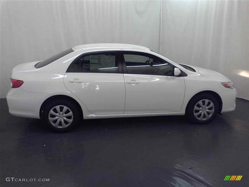 2011 Corolla LE - Super White / Dark Charcoal photo #4