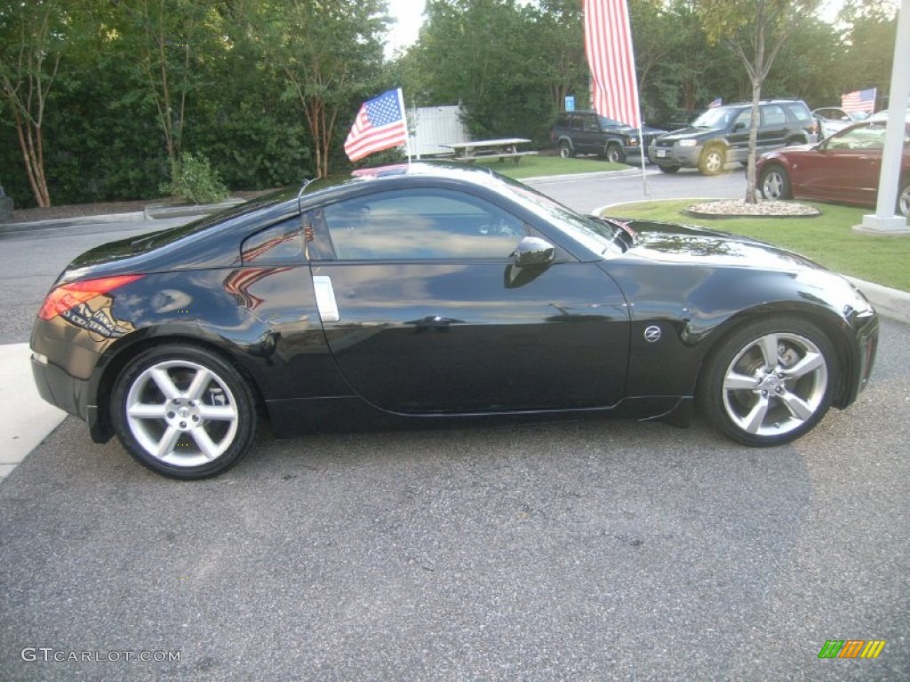 2006 350Z Coupe - Magnetic Black Pearl / Carbon Black photo #4