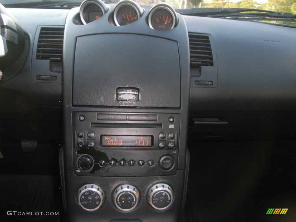 2006 Nissan 350Z Coupe Carbon Black Dashboard Photo #54853963