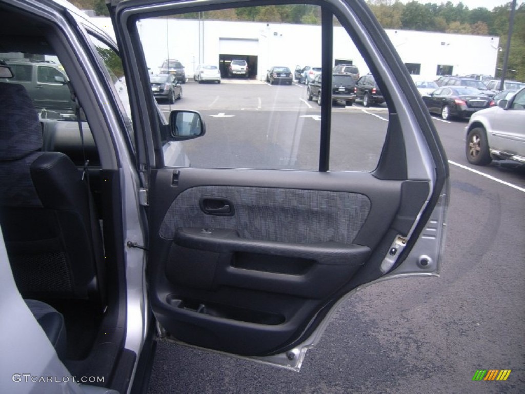 2002 CR-V LX 4WD - Satin Silver Metallic / Black photo #21