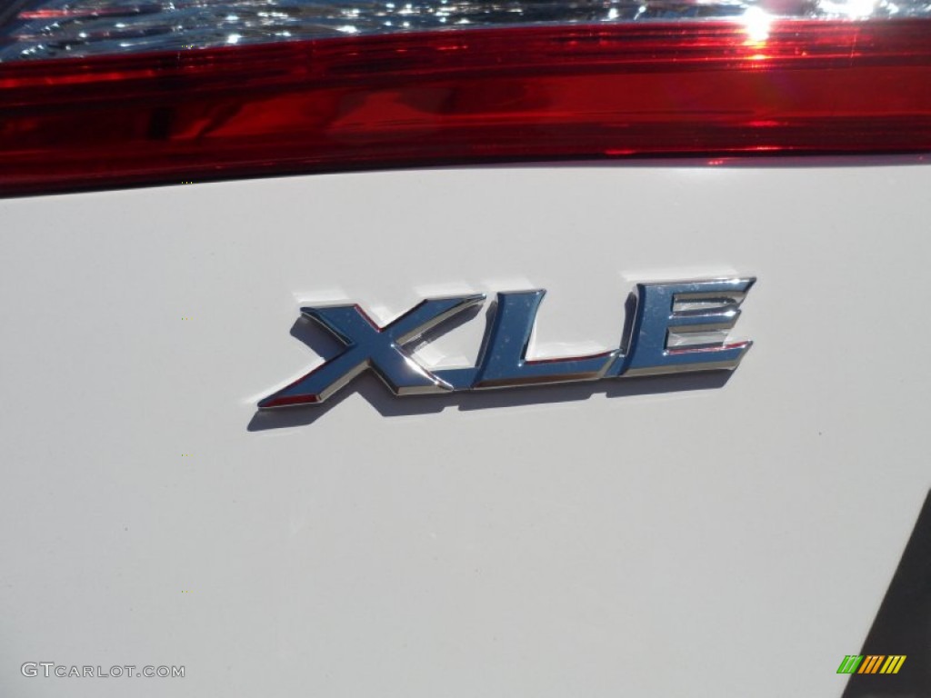 2012 Toyota Camry XLE V6 Marks and Logos Photo #54854743