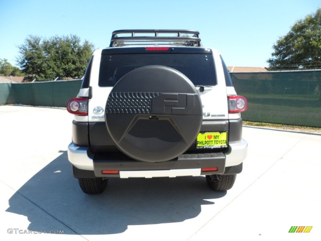 2012 FJ Cruiser 4WD - Iceberg White / Dark Charcoal photo #4