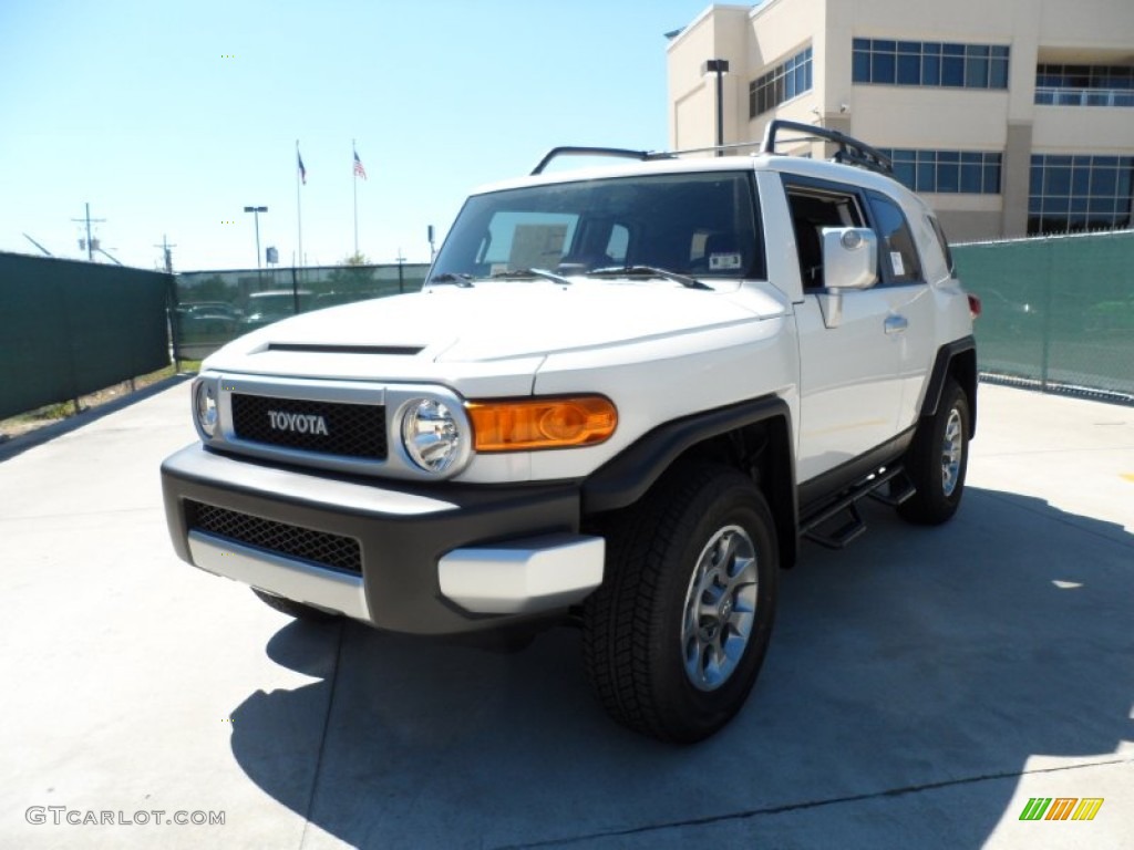 2012 FJ Cruiser 4WD - Iceberg White / Dark Charcoal photo #7