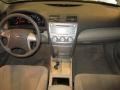 Desert Sand Metallic - Camry LE Photo No. 20