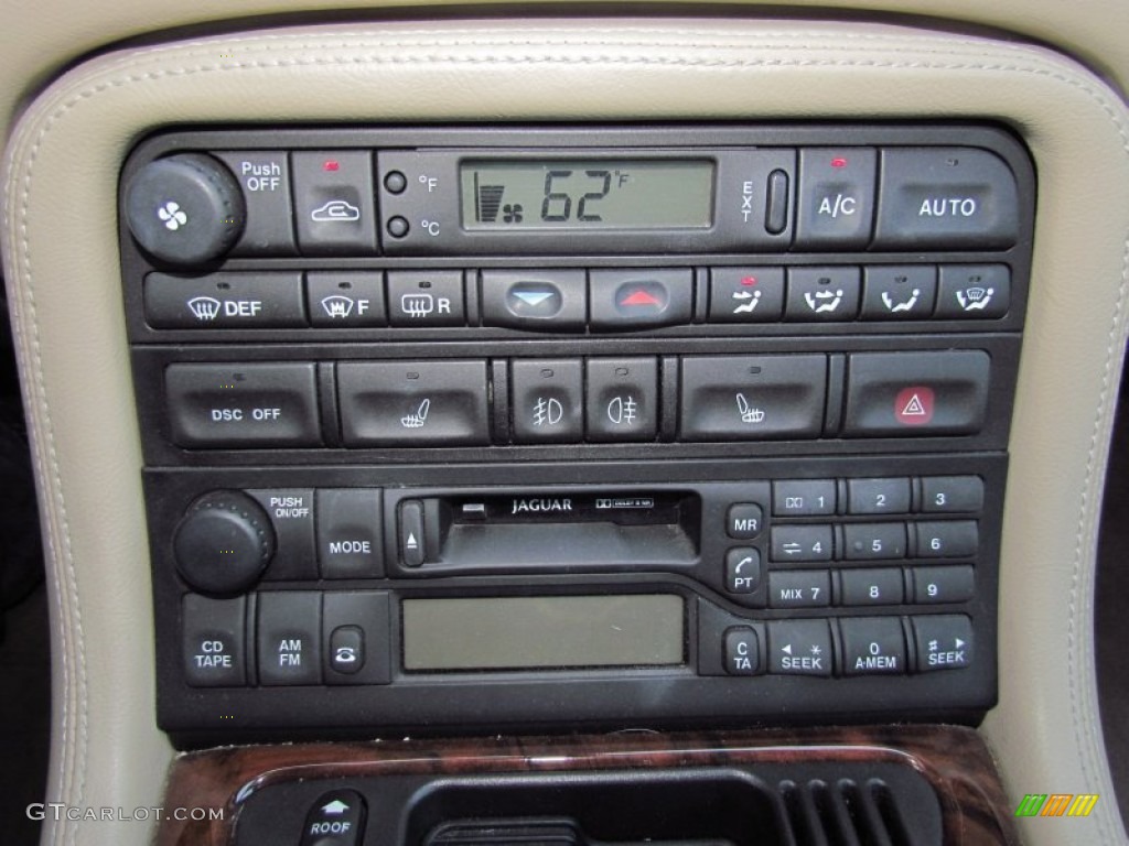 2006 Jaguar XK XKR Convertible Controls Photo #54856730