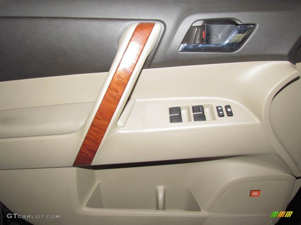 2008 Highlander Limited - Black / Sand Beige photo #12