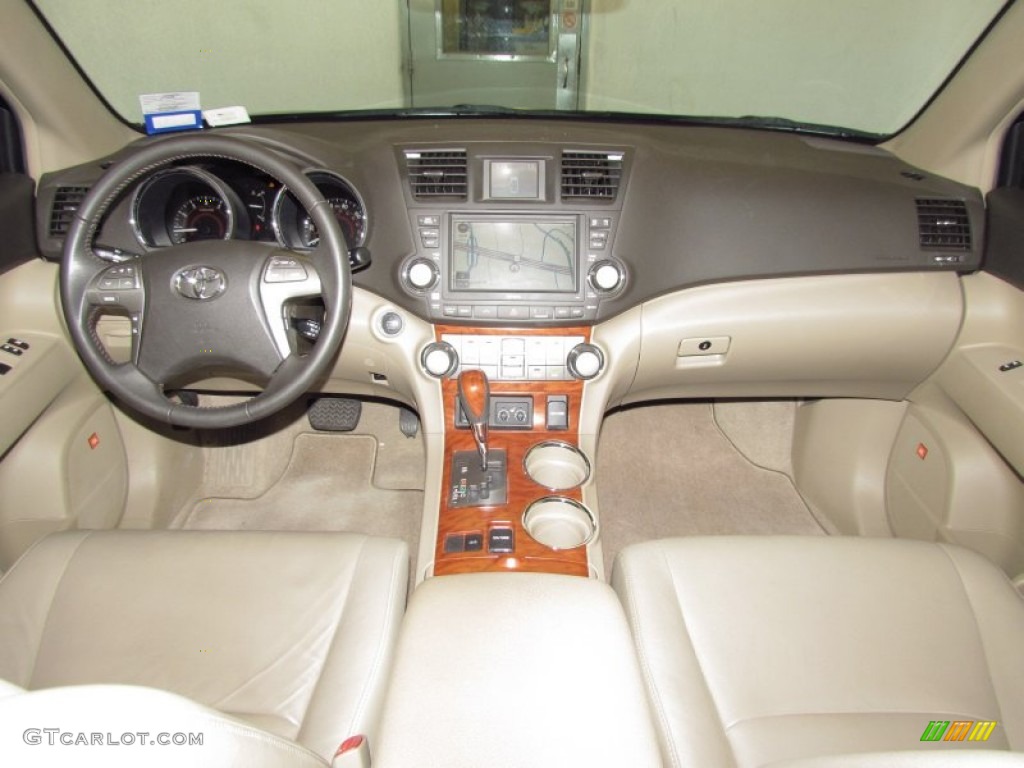 2008 Highlander Limited - Black / Sand Beige photo #13