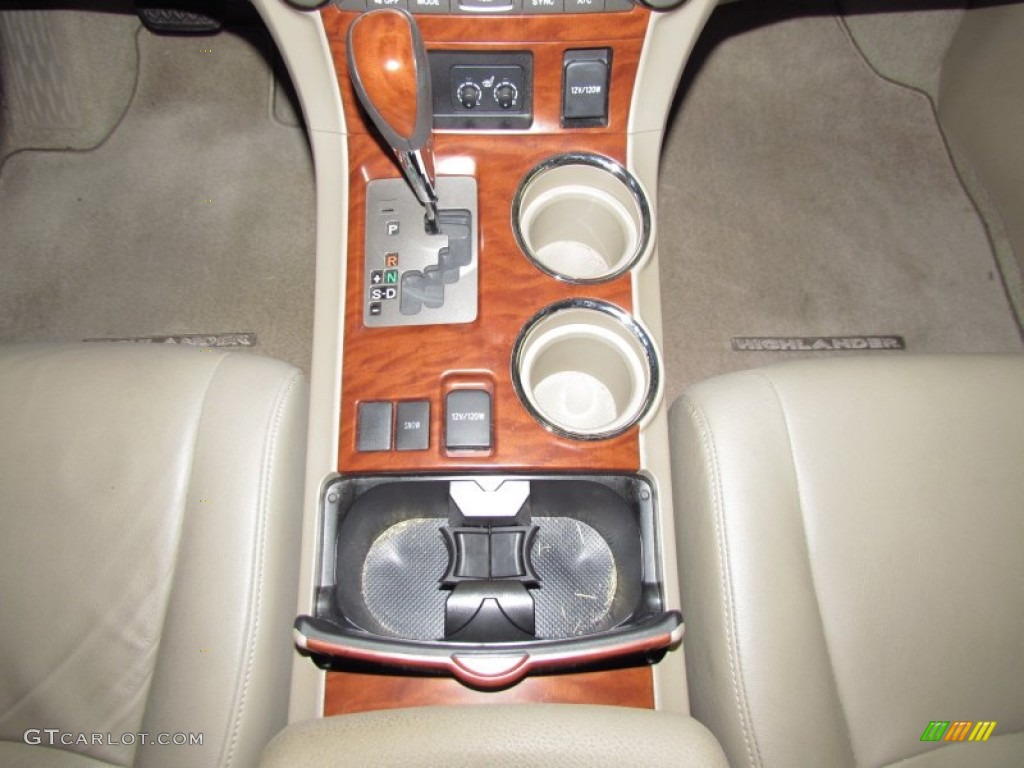 2008 Highlander Limited - Black / Sand Beige photo #17