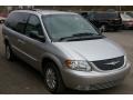 Bright Silver Metallic - Town & Country LXi Photo No. 16