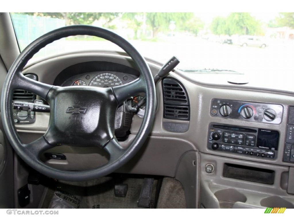 2004 Chevrolet Astro Passenger Van Medium Gray Dashboard Photo #54861877
