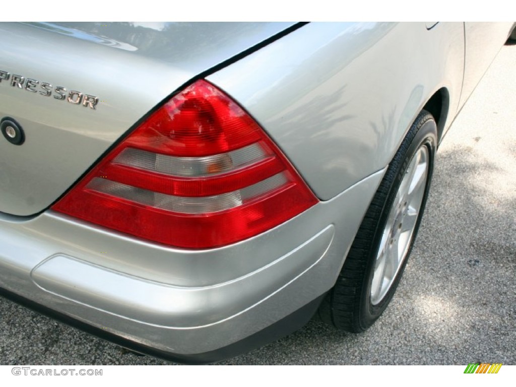 1998 SLK 230 Kompressor Roadster - Brilliant Silver Metallic / Salsa Red photo #22